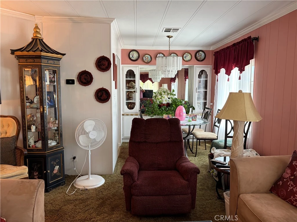 Interior 3