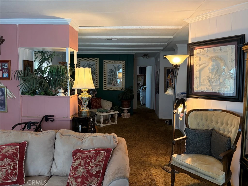 Interior 4