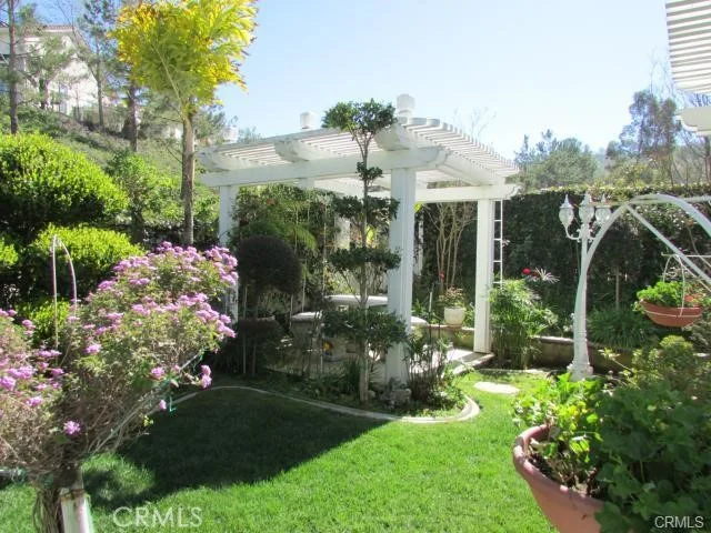Photo 2 of 2950 Blakeman