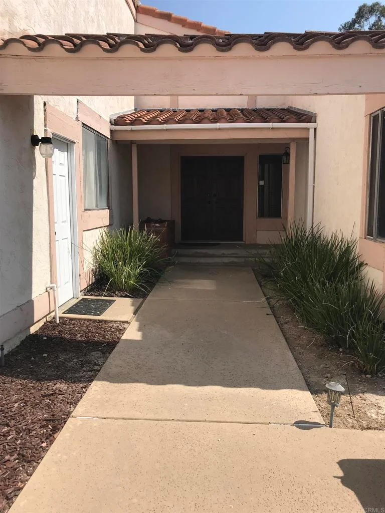 4193 Rueda Dr.