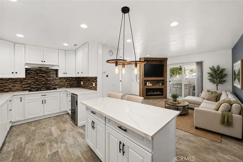 25842 Via Lomas