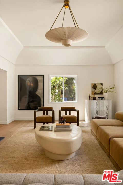 Interior 2