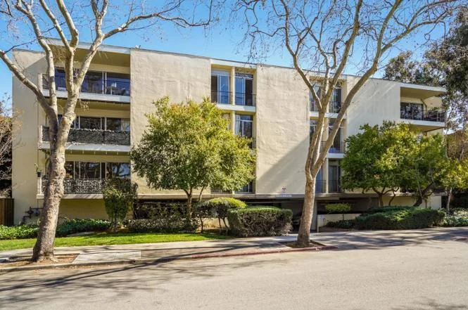 455 Grant Avenue 10