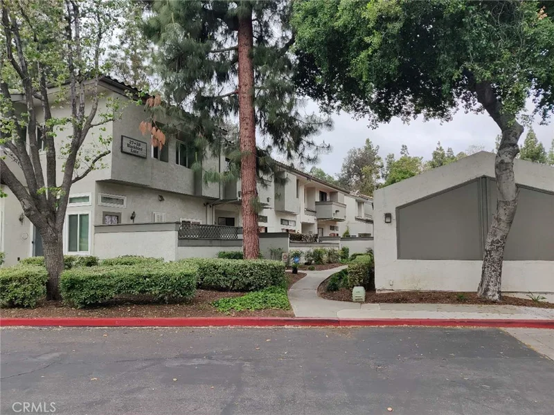 31 Blackbird Lane