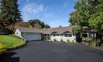 2070 Robinhood Lane