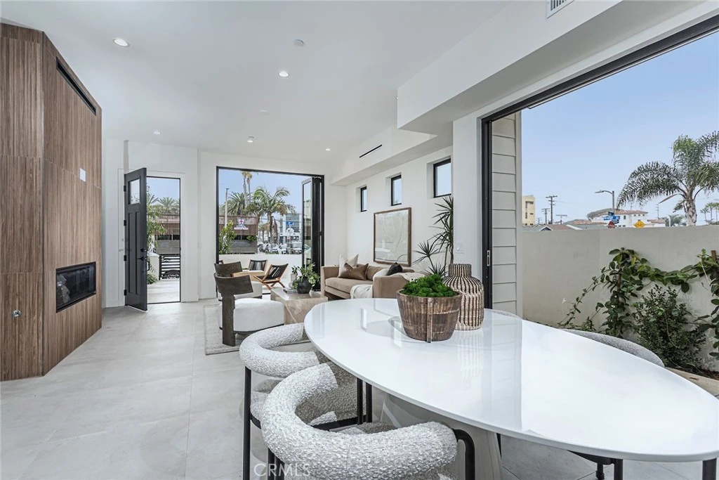 Photo 13 of 328 3rd Street