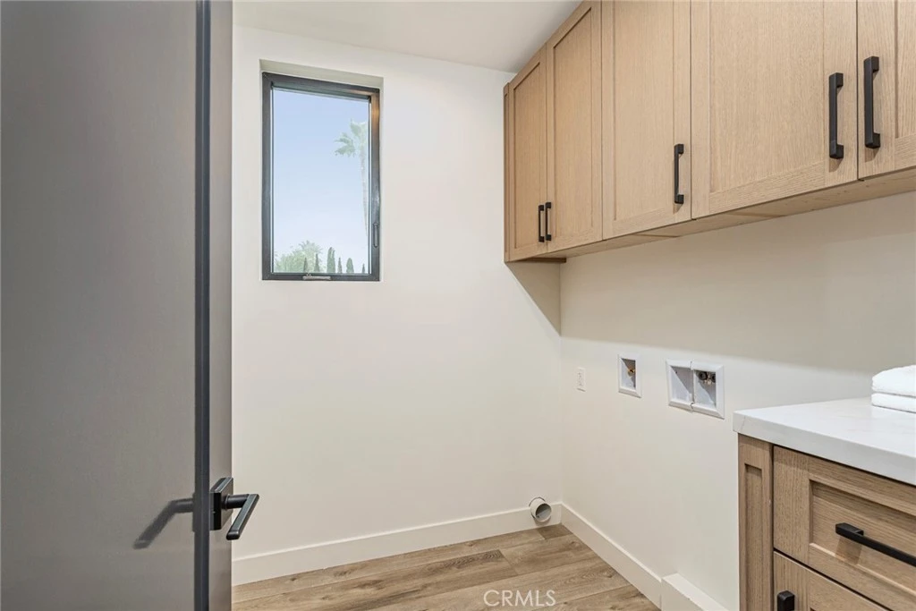 Photo 17 of 328 3rd Street