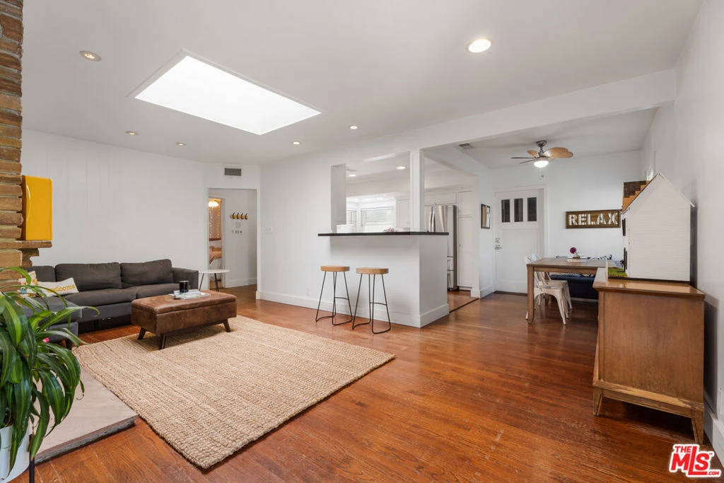 Photo 13 of 5410 Columbus Avenue