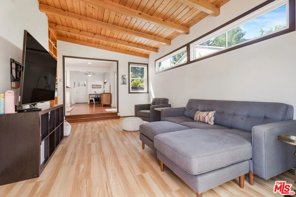 Photo 18 of 5410 Columbus Avenue