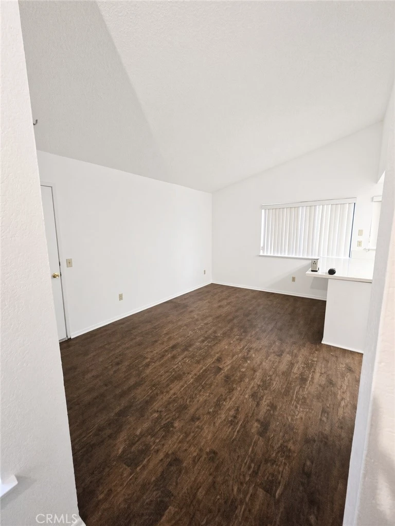 Interior 4