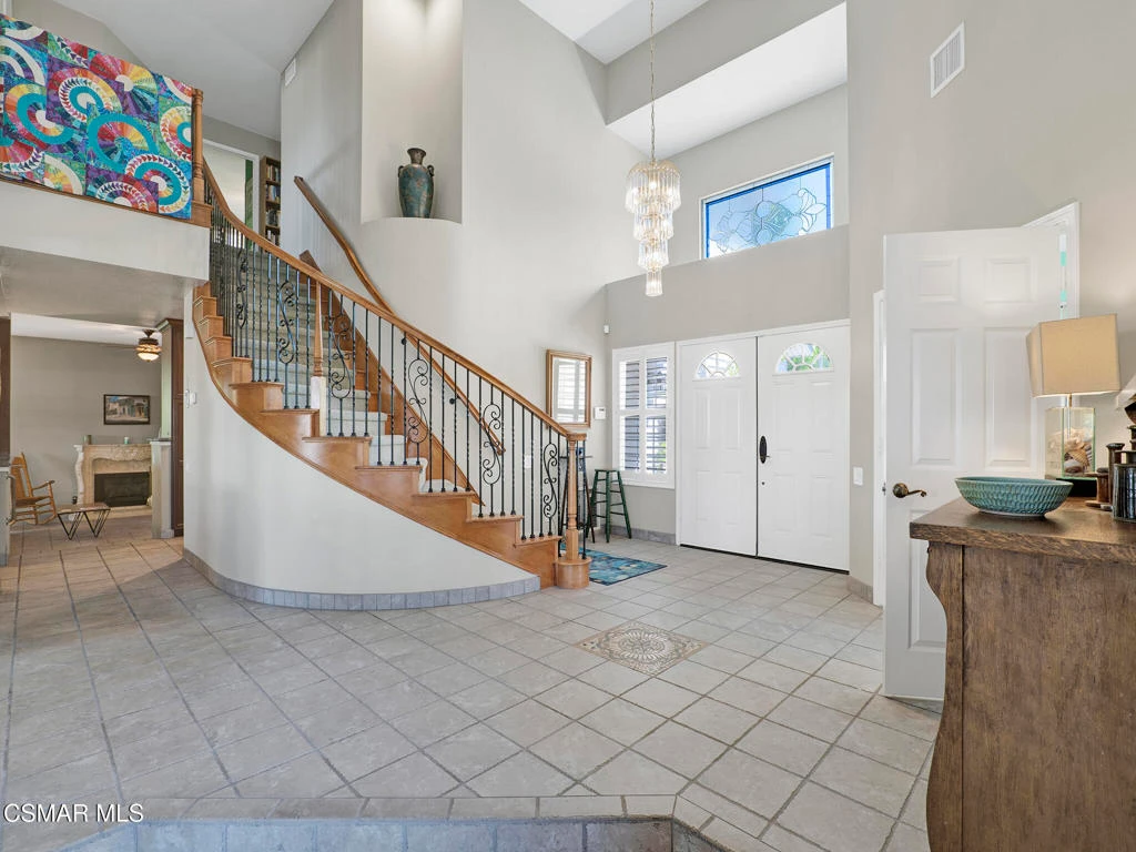 Photo 6 of 11823 Maple Crest Street