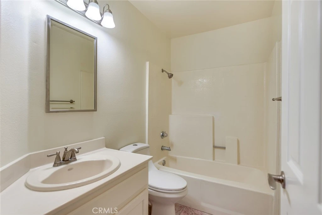 Photo 12 of 6773 Sunnyvale Drive