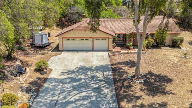 Photo 2 of 6773 Sunnyvale Drive