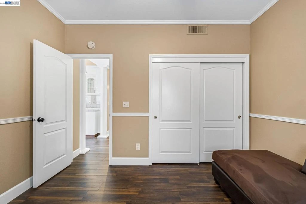 Photo 12 of 2034 Wrenwood Ave