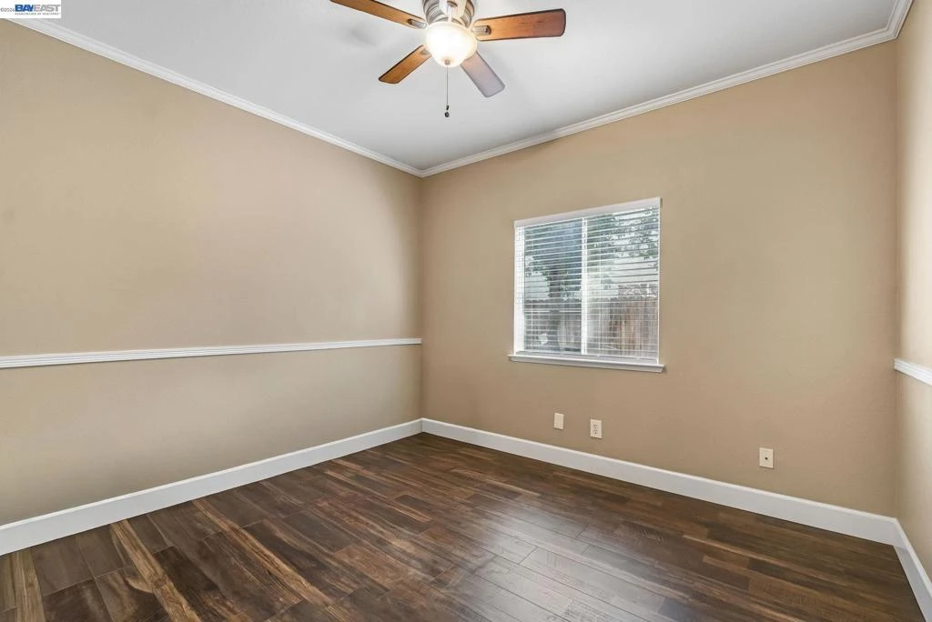Photo 13 of 2034 Wrenwood Ave
