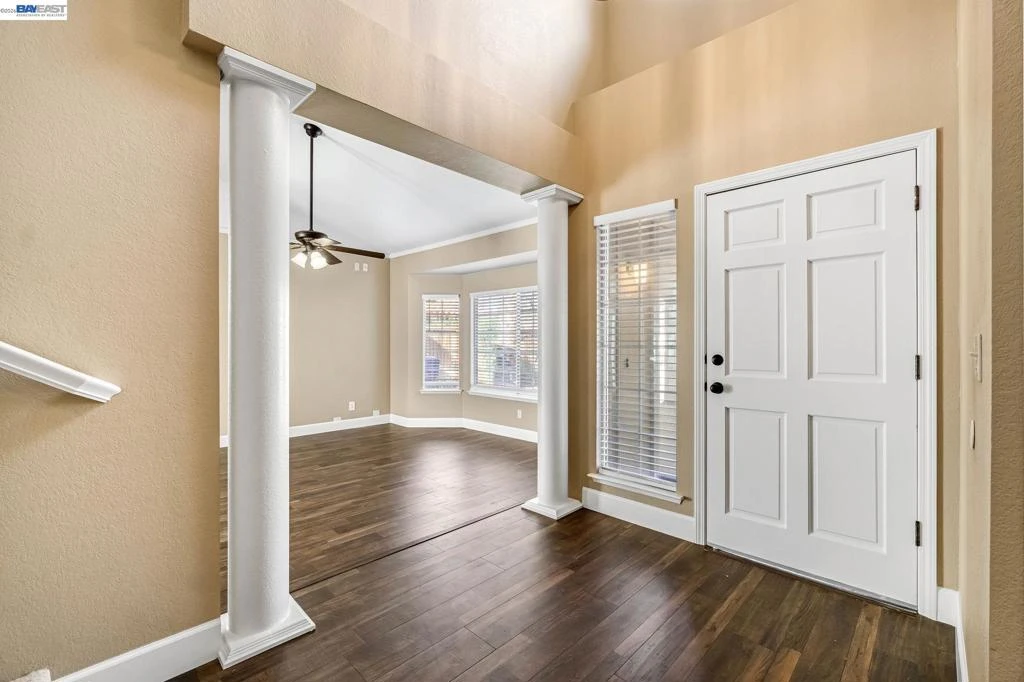Photo 8 of 2034 Wrenwood Ave