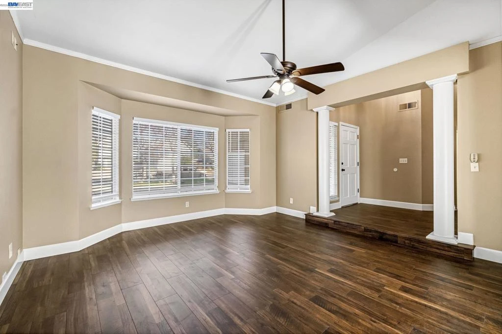 Photo 9 of 2034 Wrenwood Ave