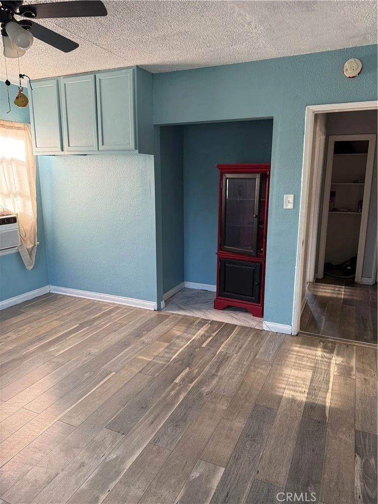 Photo 20 of 230 E 21st