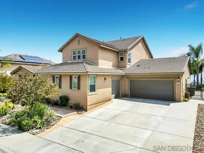 5282 Bella Vista St