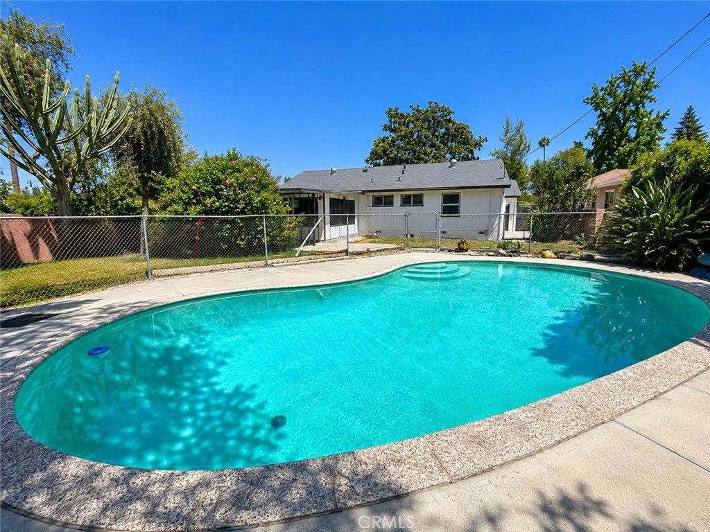 Photo 17 of 7509 Sunnybrae