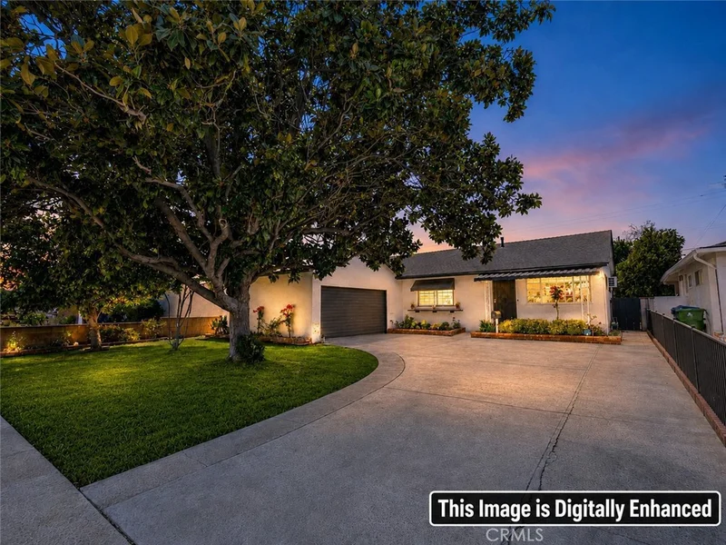 Photo 2 of 7509 Sunnybrae
