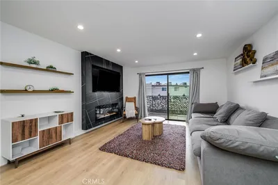 4311 Colfax 107