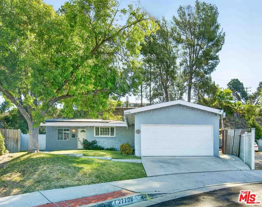 Photo 17 of 27706 Haxton Drive