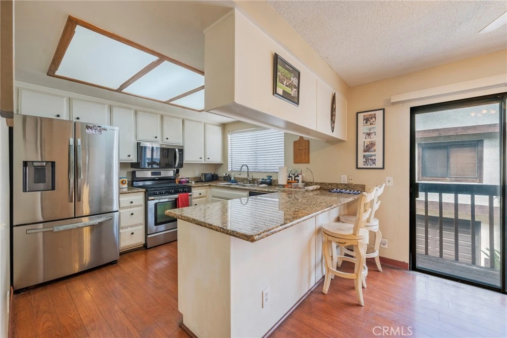 Photo 8 of 535 E 223rd Street 16
