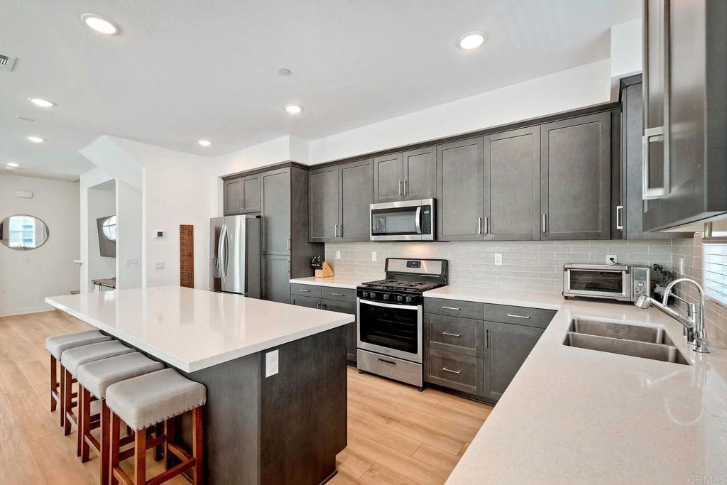 Photo 10 of 437 Carina Glen