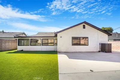 16329 Napa, Los Angeles, CA 91343