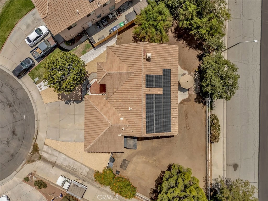 Photo 6 of 903 Sarazen Street