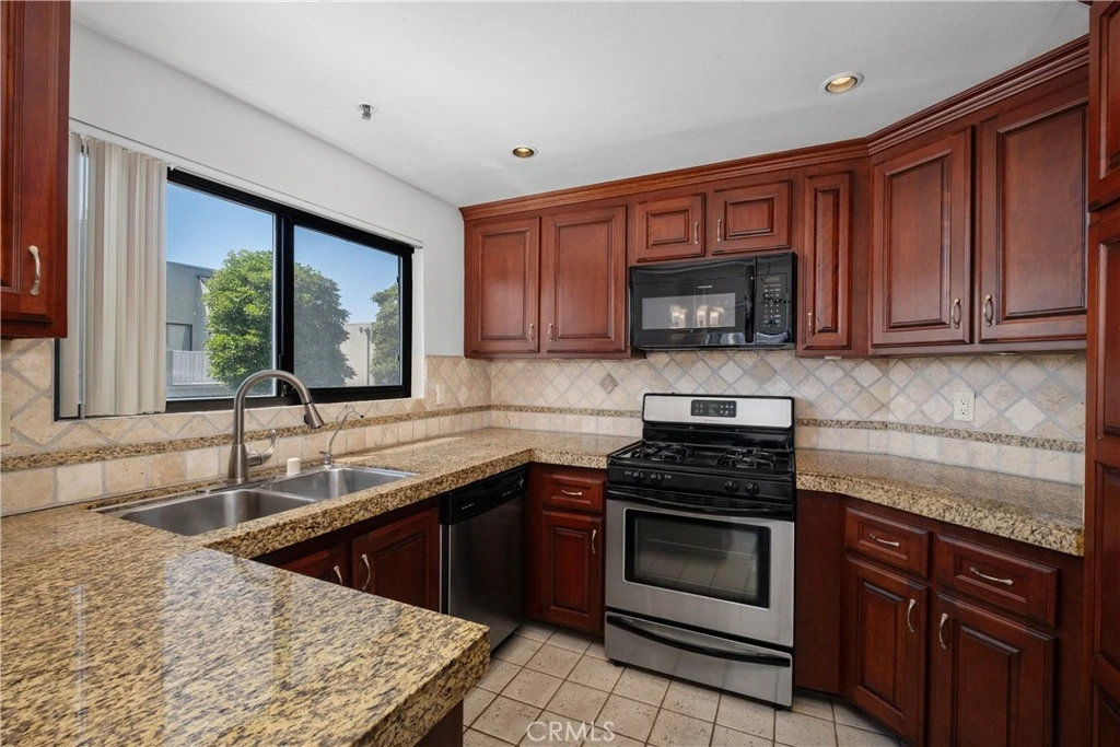 Photo 9 of 17652 Sergio Circle 202