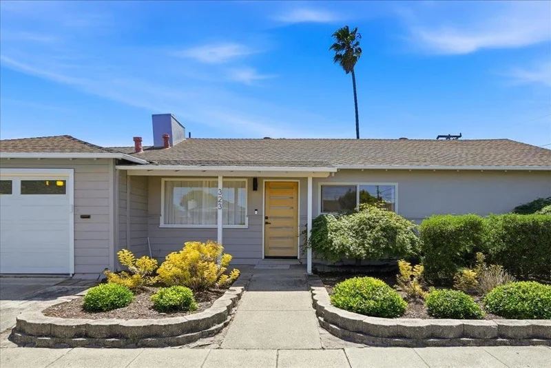 323 Hiller Street