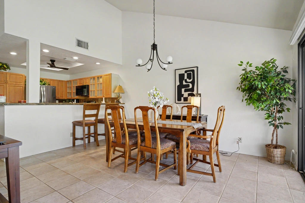 Photo 8 of 77605 Woodhaven Drive N