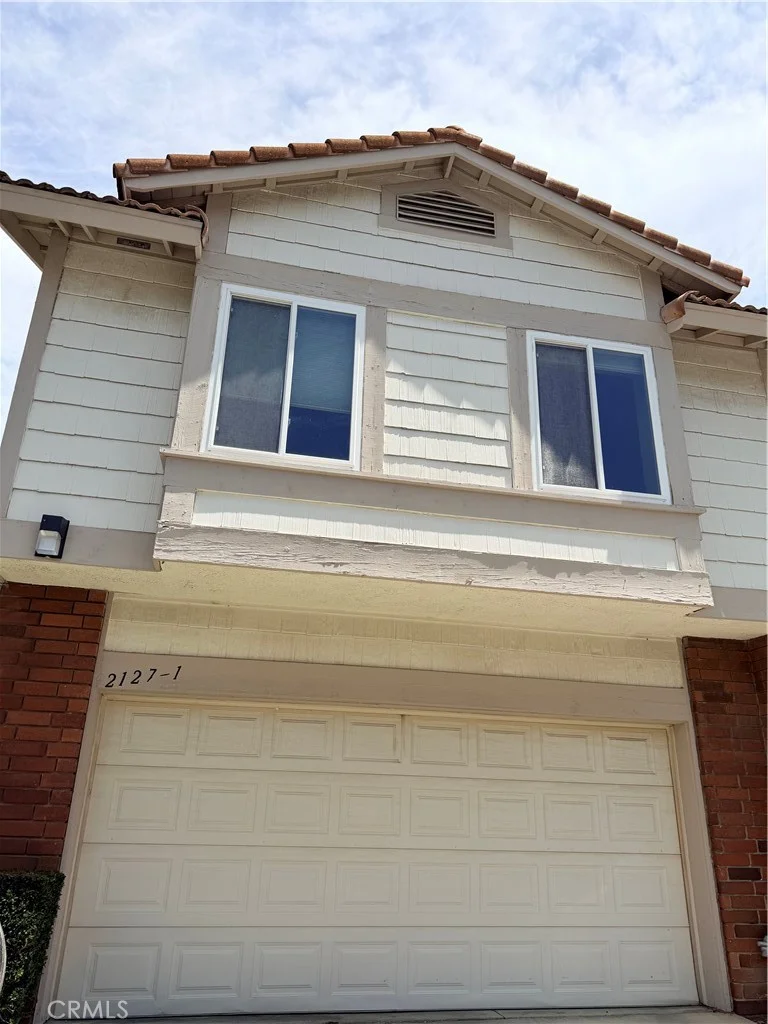 2127 Dublin Lane 1 photo 2