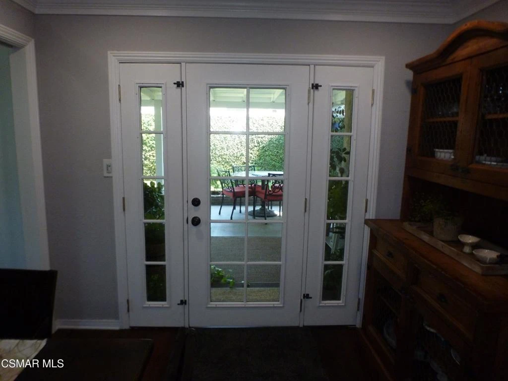 Photo 15 of 641 W Grondahl Street