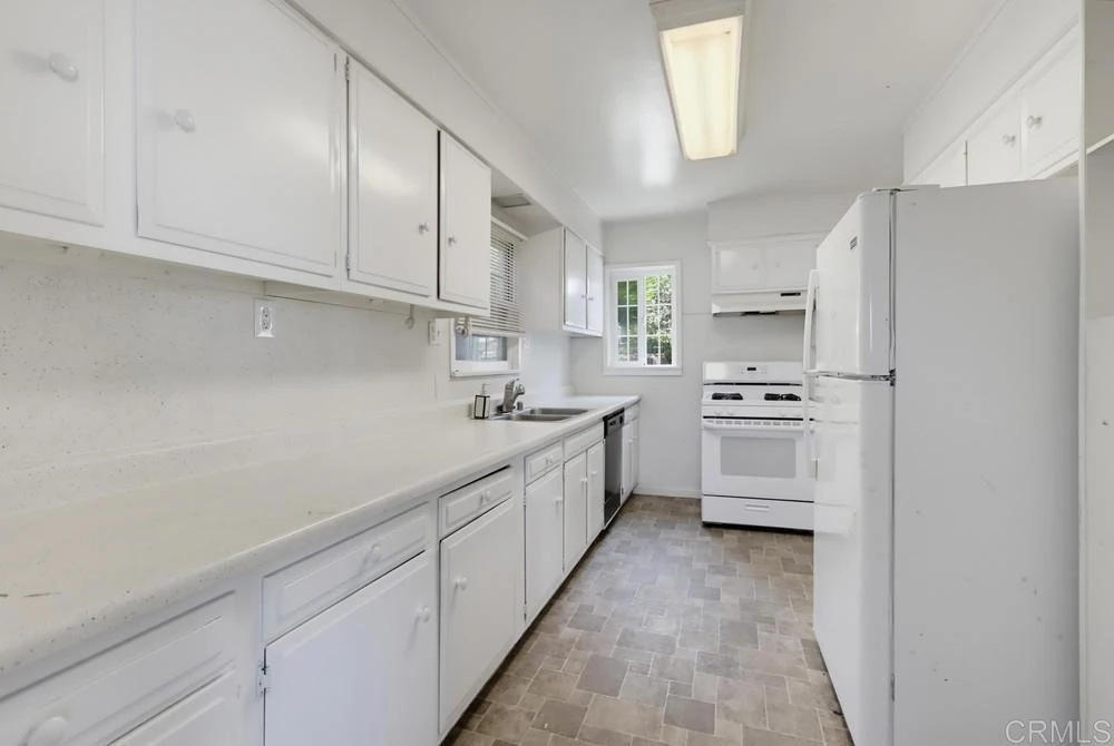 Photo 10 of 452 Park Way