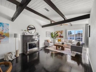 100 Beacon Drive photo 2