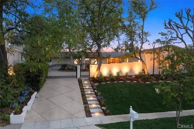 23925 Crosson Drive
