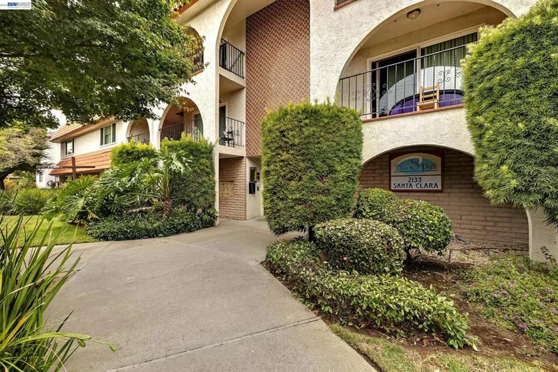 2133 Santa Clara Ave 328 photo 2