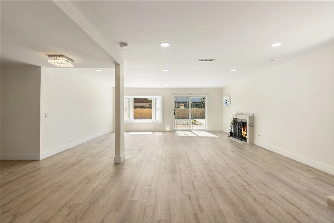 Interior 2