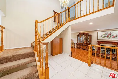 4533 Rainier Drive photo 2