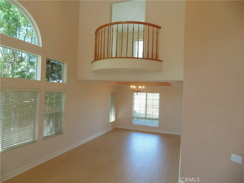 Photo 2 of 26711 Laurel Crest