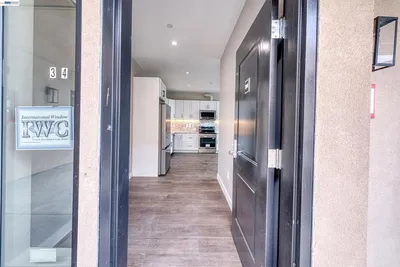 4202 Telegraph Ave photo 2