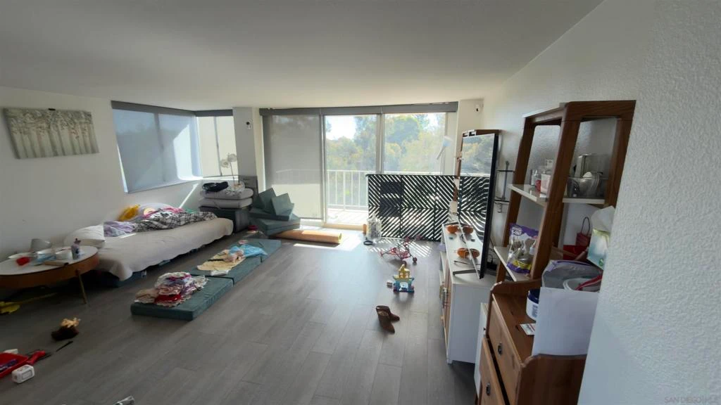 Interior 2