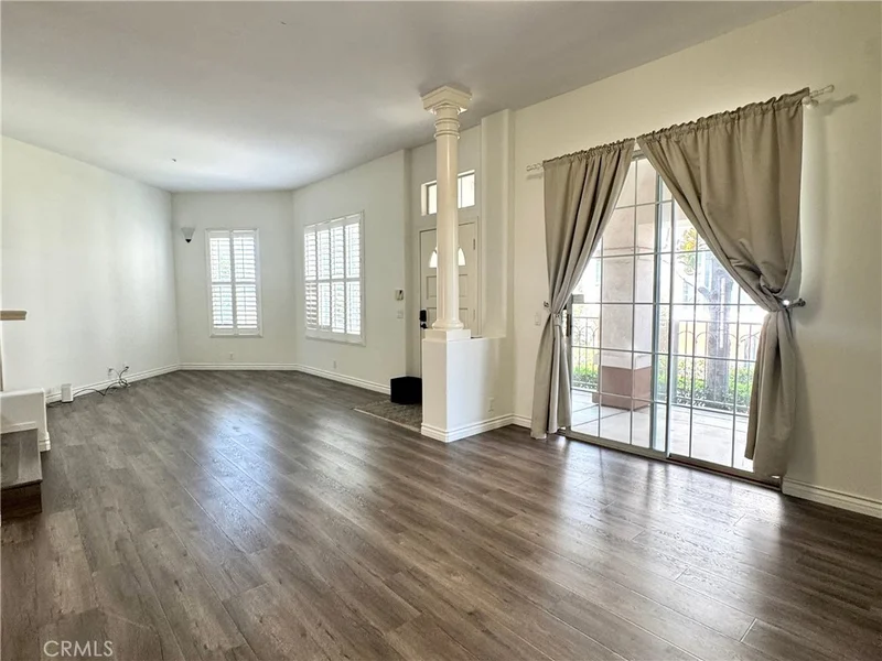 2938 Ballesteros Lane photo 2