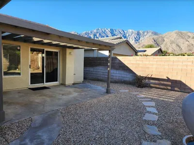 766 S Ventana photo 2