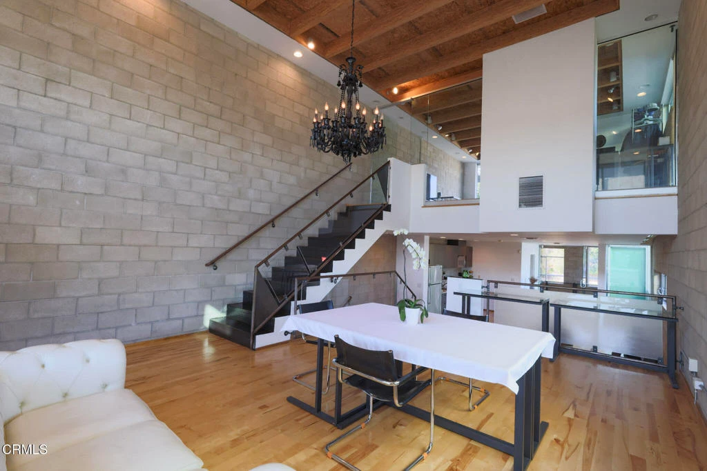 Interior 2