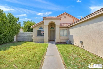69709 Rochester Road photo 2