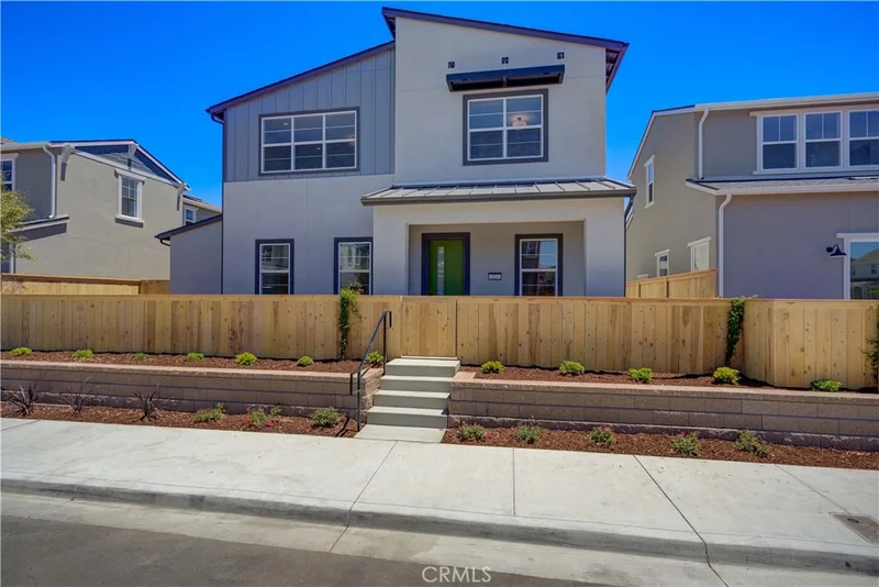 Photo 2 of 227 Kitty Hawk Court